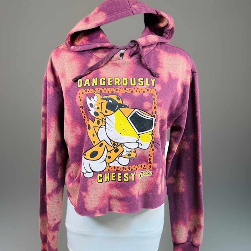 Conversation piece Cheeto’s tie-dye cropped hoodie sweatshirt sz M